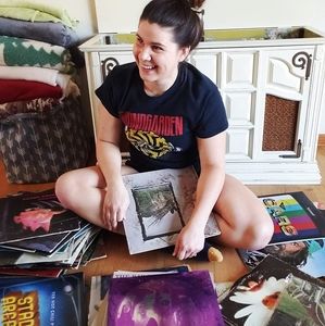 Meet your Posher, Ashley